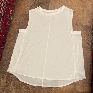 NWT! All in motion uv muscle tank top. Size L.